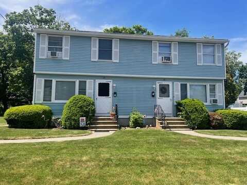 18 Armory Ln, Southbridge, MA 01550