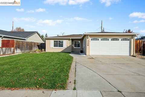 3206 Calzar Dr, San Jose, CA 95118