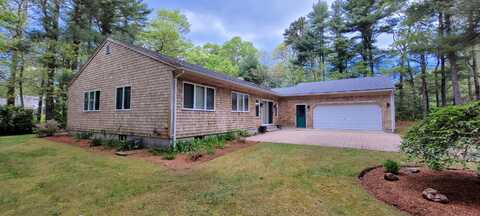 626 Putnam Avenue, Cotuit, MA 02635