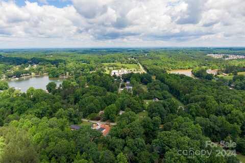 115 Winding forest Road, Troutman, NC 28166