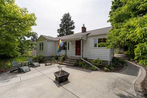 613 N Hayes, Moscow, ID 83843