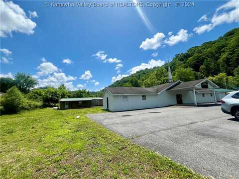 790 Old River Rd Old River Road, Madison, WV 25130