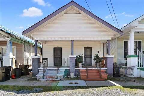 1870 N ROMAN Street, New Orleans, LA 70116
