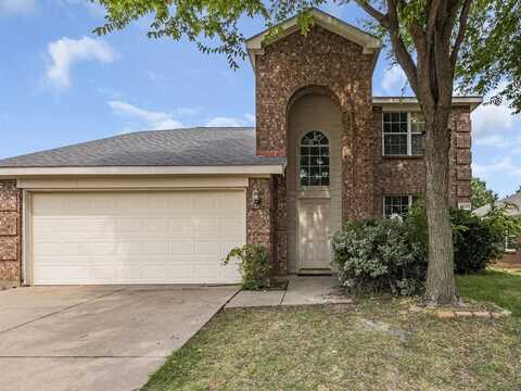 8532 Cactus Flower Drive, Fort Worth, TX 76131