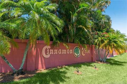 3927 NW Cinnamon Tree Circle, Jensen Beach, FL 34957