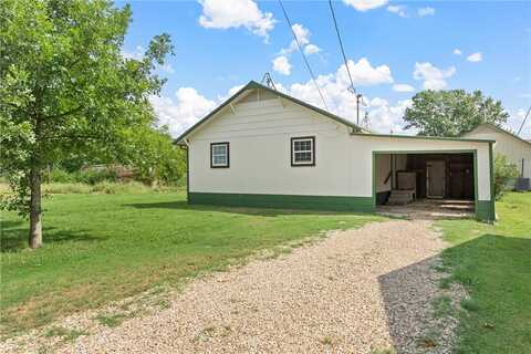 107 W Commerce Street, Leroy, TX 76654