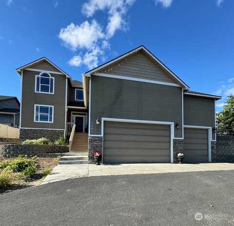 76Th, YAKIMA, WA 98908