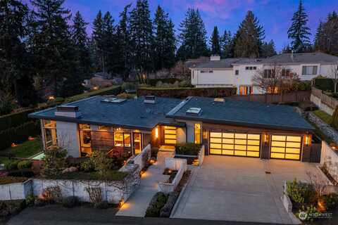 20Th, CLYDE HILL, WA 98004