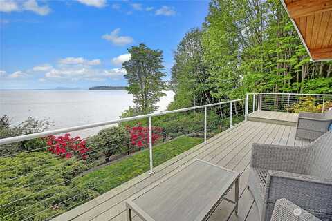 Fay, CAMANO ISLAND, WA 98282