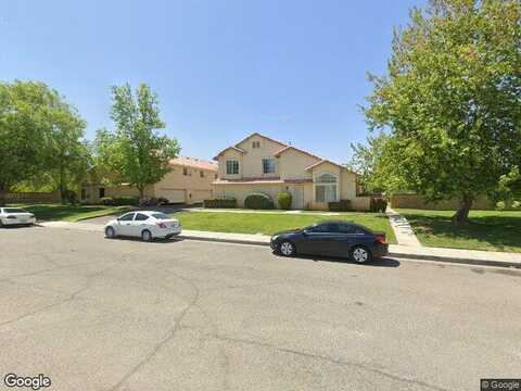 15Th, LANCASTER, CA 93535