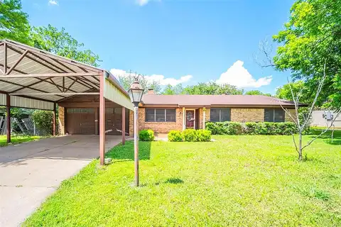 10Th, MINERAL WELLS, TX 76067