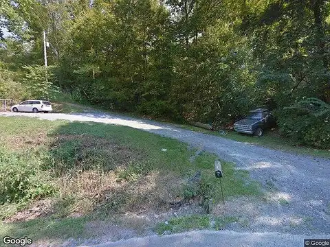Tobby Hollow, KNOXVILLE, TN 37931