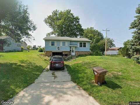 1St, MARSHALLTOWN, IA 50158