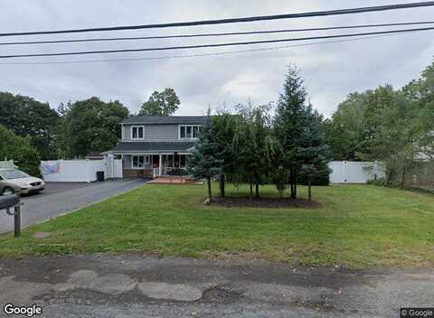 Dolores, CENTRAL ISLIP, NY 11722