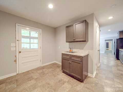 Holbrook, ALBEMARLE, NC 28001