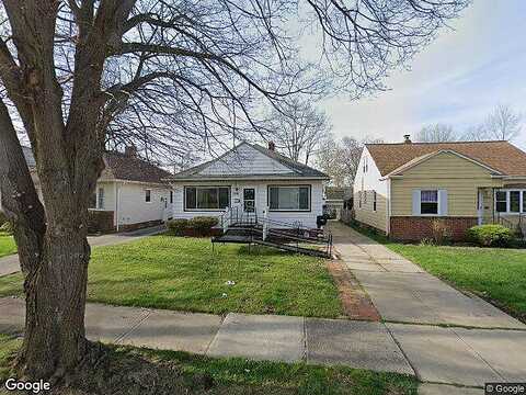 Longview, MAPLE HEIGHTS, OH 44137