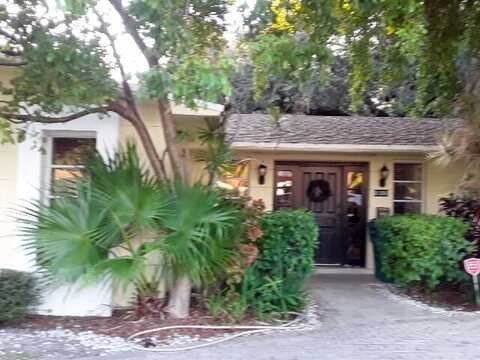 Highland Lakes, MIAMI, FL 33179