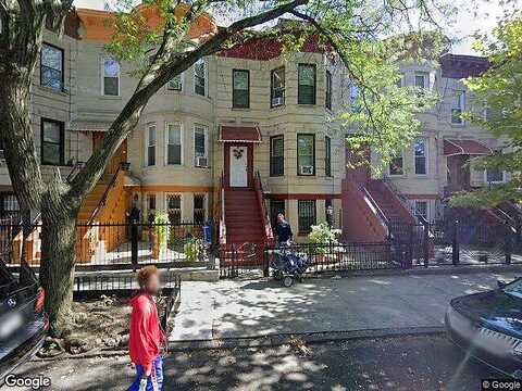 Weirfield, BROOKLYN, NY 11221