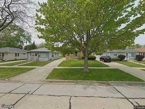 Westlawn, RACINE, WI 53405