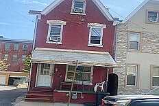 Greenwich St, READING, PA 19601