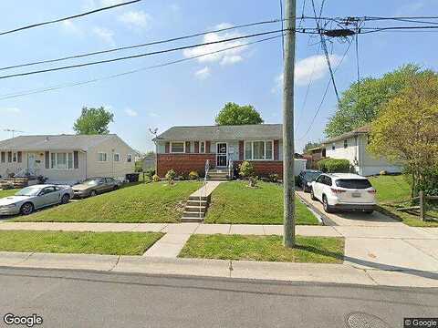 Roslyn, DISTRICT HEIGHTS, MD 20747