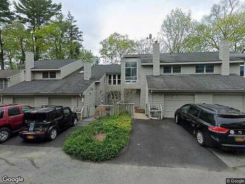 Brooke Club Dr Apt 06, OSSINING, NY 10562