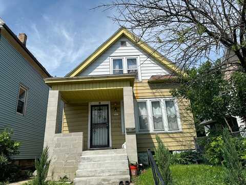 Holton, MILWAUKEE, WI 53212