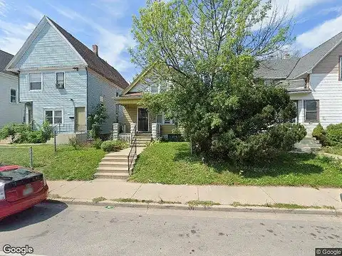 Holton, MILWAUKEE, WI 53212