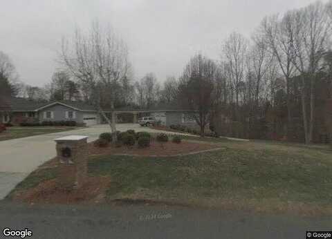 Pineview, MOUNT AIRY, NC 27030