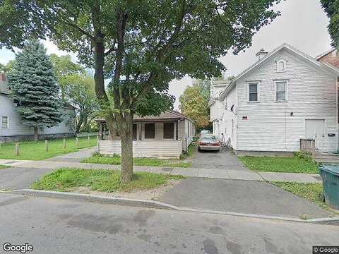 Parkway, ROCHESTER, NY 14608