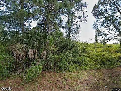 Pauline, LEHIGH ACRES, FL 33974