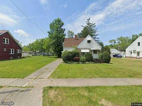 Thomas, MAPLE HEIGHTS, OH 44137