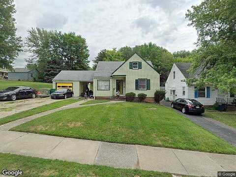 Vine, MAPLE HEIGHTS, OH 44137