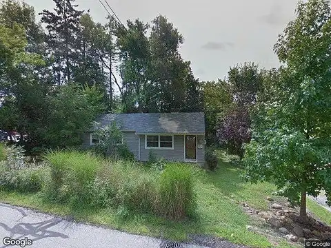 Cottage, CHAGRIN FALLS, OH 44022