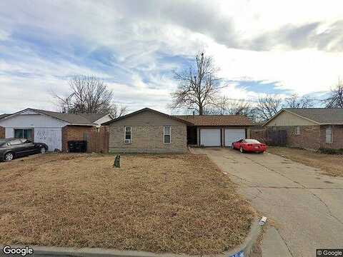 10Th, MOORE, OK 73160