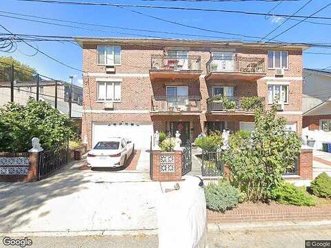 66Th, MIDDLE VILLAGE, NY 11379