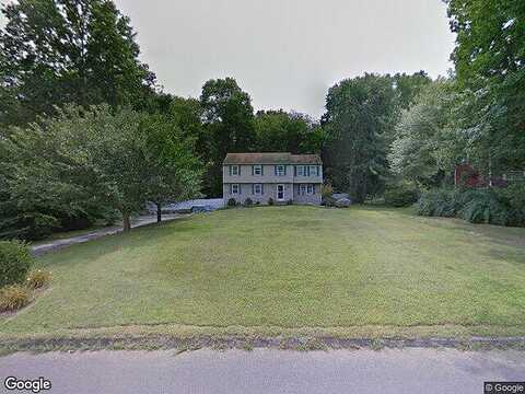 Trailwood, GUILFORD, CT 06437