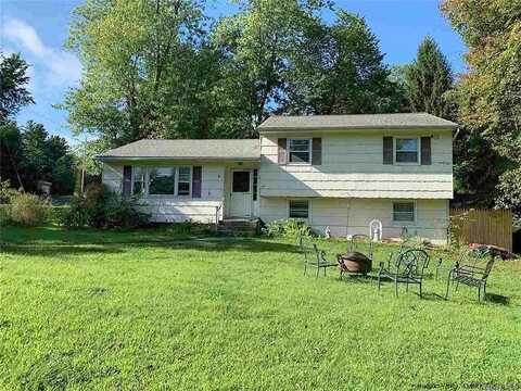 Sand Hill, GARDINER, NY 12525