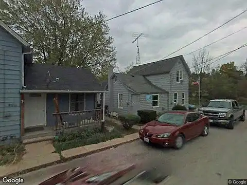 East, SPRING GROVE, IL 60081