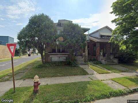 Culver, DETROIT, MI 48213