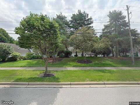 E Idlewood Dr, TWINSBURG, OH 44087