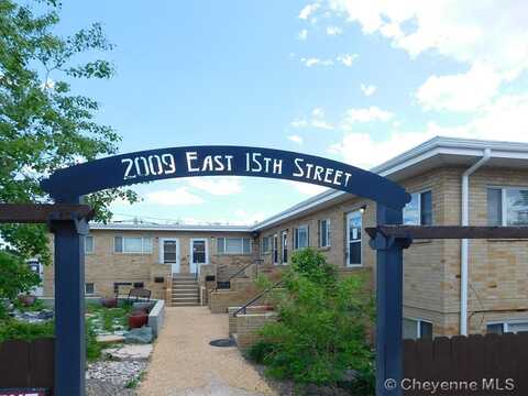 2009 E 15TH ST, Cheyenne, WY 82001