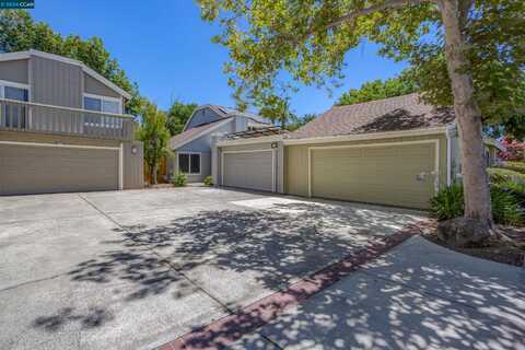 4225 Armand Dr, Concord, CA 94521