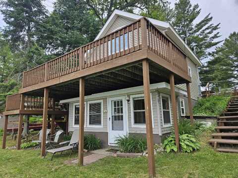 221 Bluegill Lake, Harrison, MI 48625