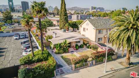 6239 Banner Ave, Los Angeles, CA 90038