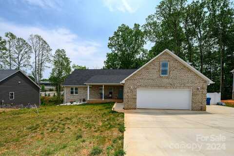 539 N C Avenue, Maiden, NC 28650