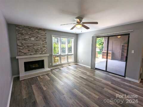 8021 Cedar Glen Drive, Charlotte, NC 28212