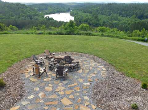 305 E Settings Boulevard NW unit: 95, Valdese, NC 28690