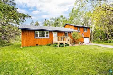 989 Scenic Dr, Two Harbors, MN 55616