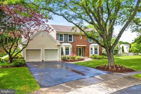 7 SHERMAN COURT, PLAINSBORO, NJ 08536